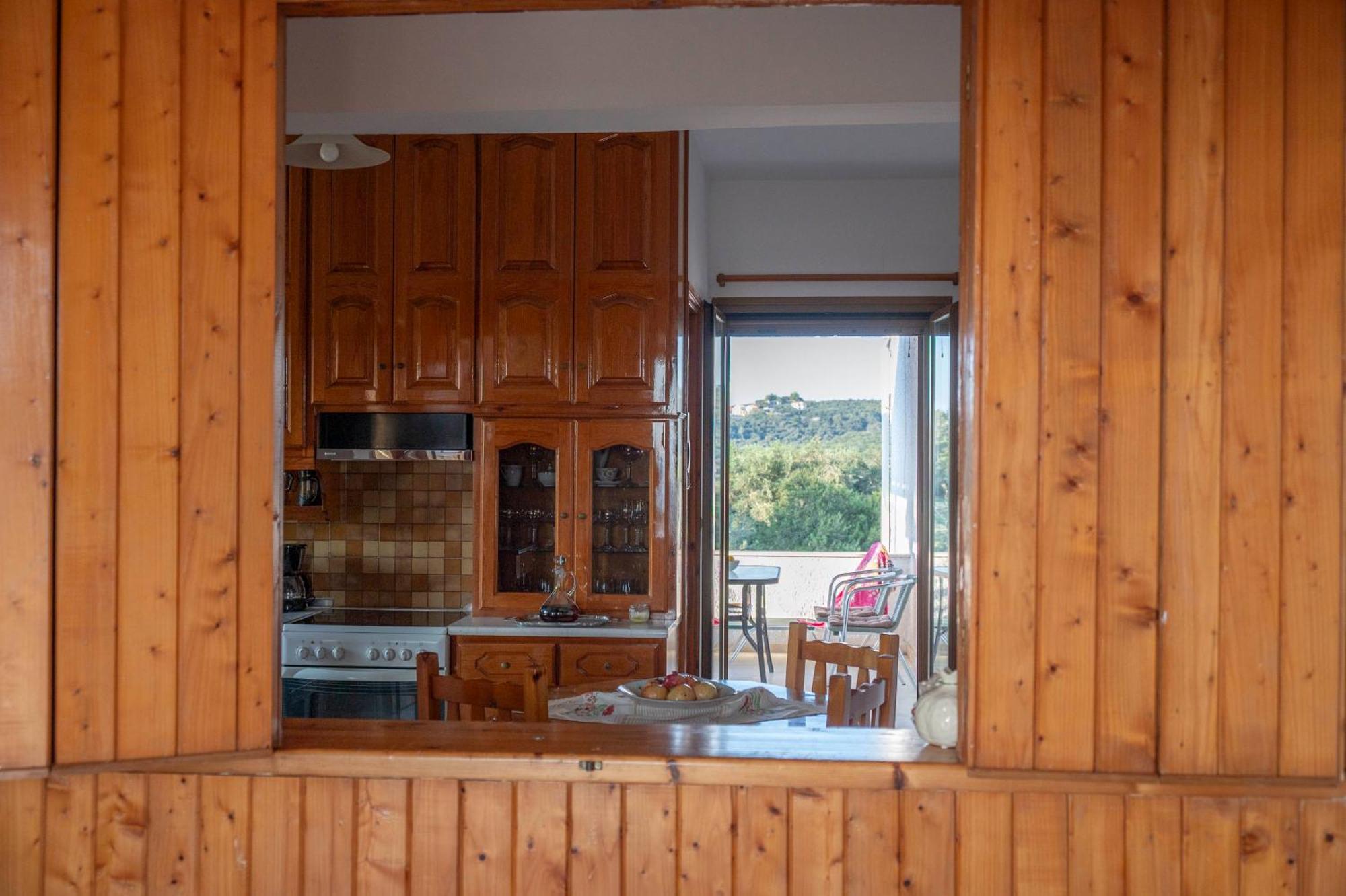 Kousos Arillas Apartment