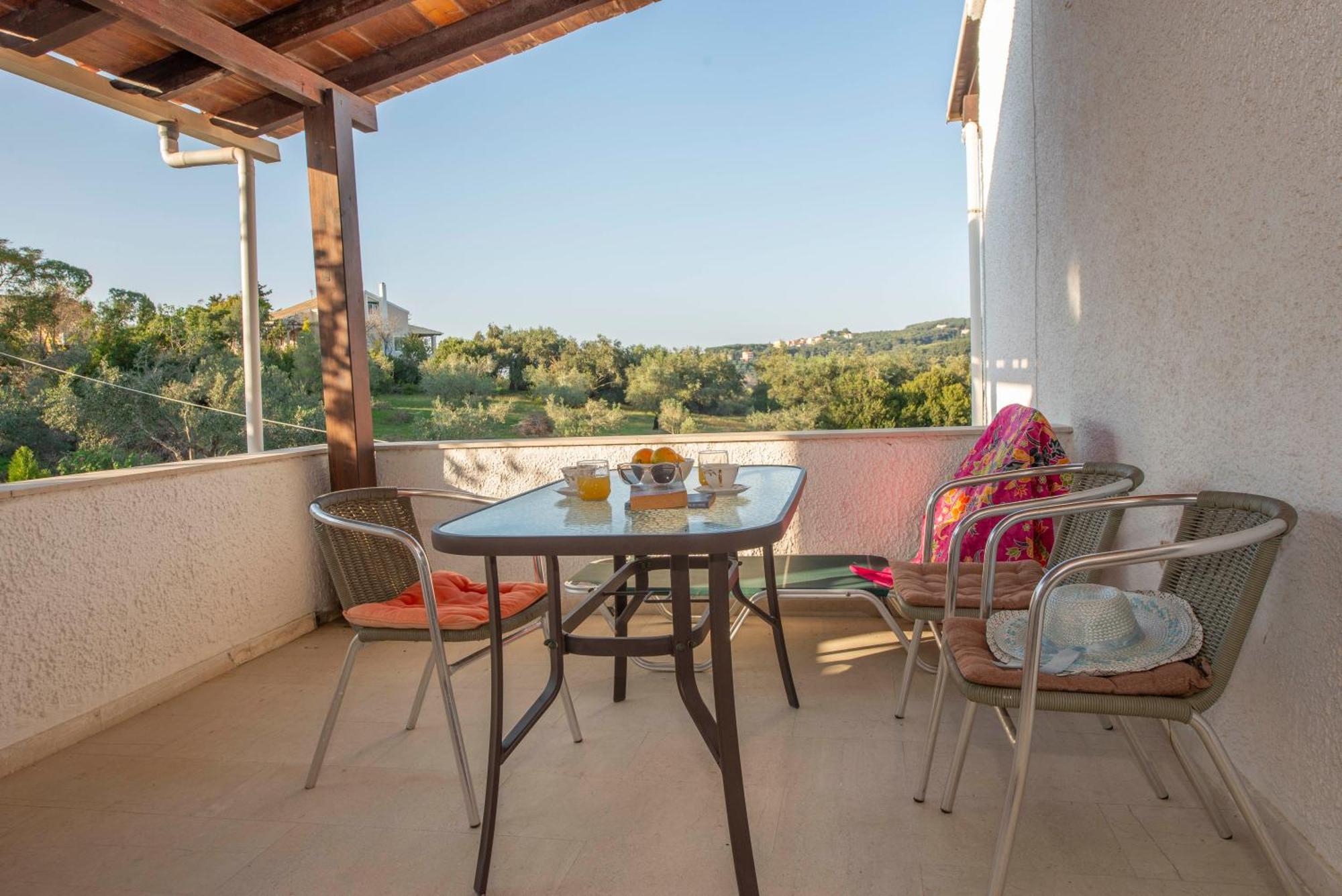 Kousos Arillas Apartment